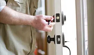 City Locksmith Store East Elmhurst, NY 718-673-6781 City Locksmith Store East Elmhurst, NY 718-673-6781 - 9-Locks-Change